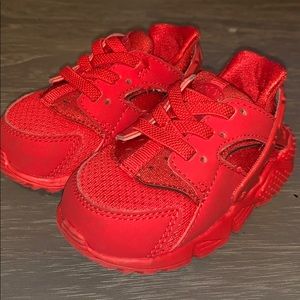 Red Nike Huaraches - baby size 4C